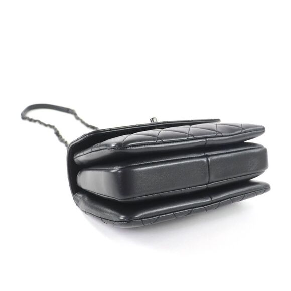 Chanel Trendy CC Lambskin Shoulder Bag - Picture 5 of 10